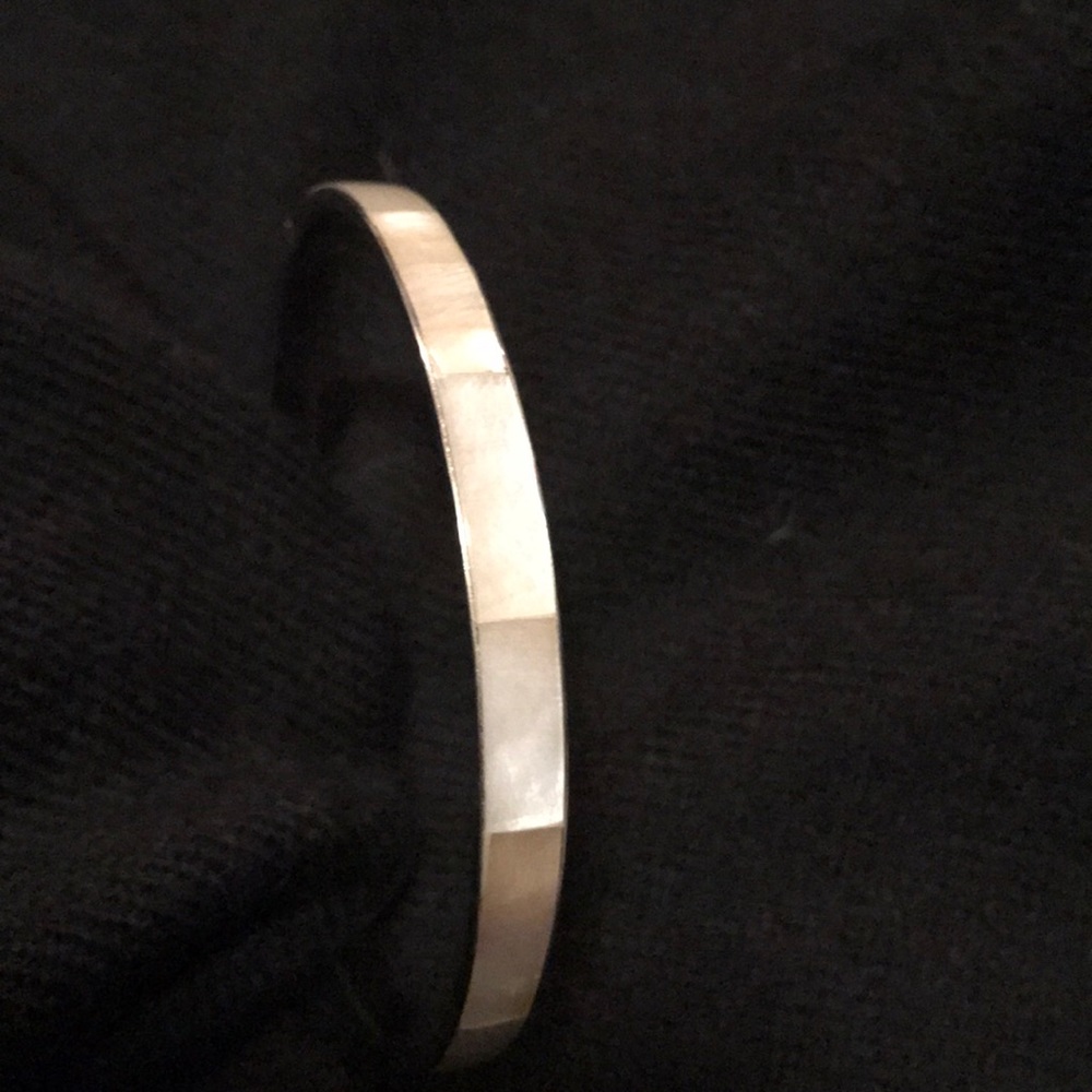 Two Beautiful Bangle Bracelets - Picture 3 of 4